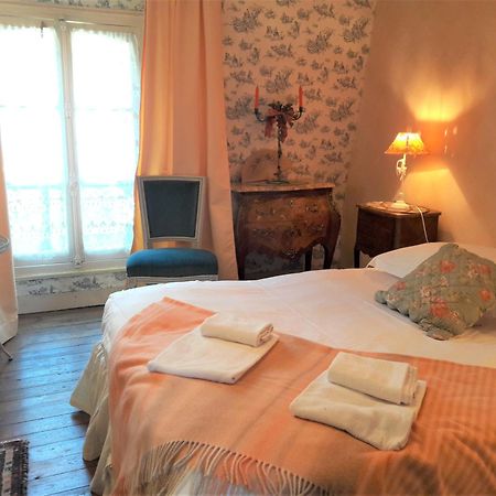 Appartement dans belle demeure ancienne B&B centre de Bayeux vue cathédrale proche plages du débarquement Extérieur photo